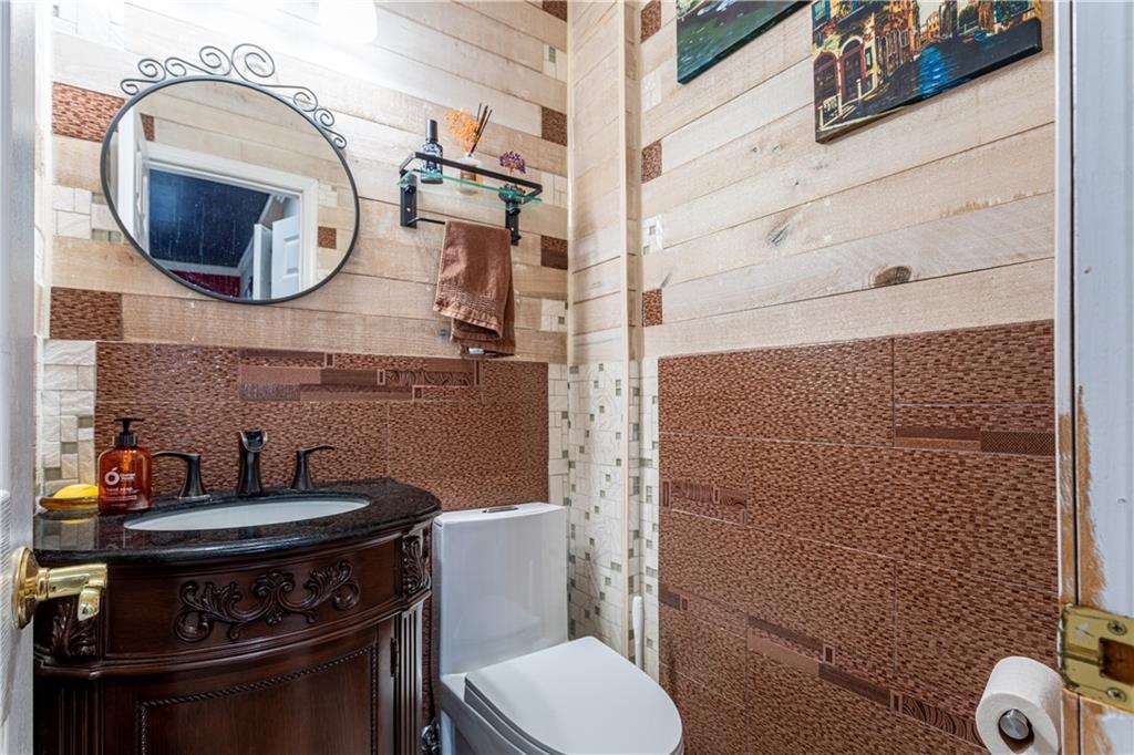 437 Laconia Avenue Dongan Hills Staten Island NY 10305