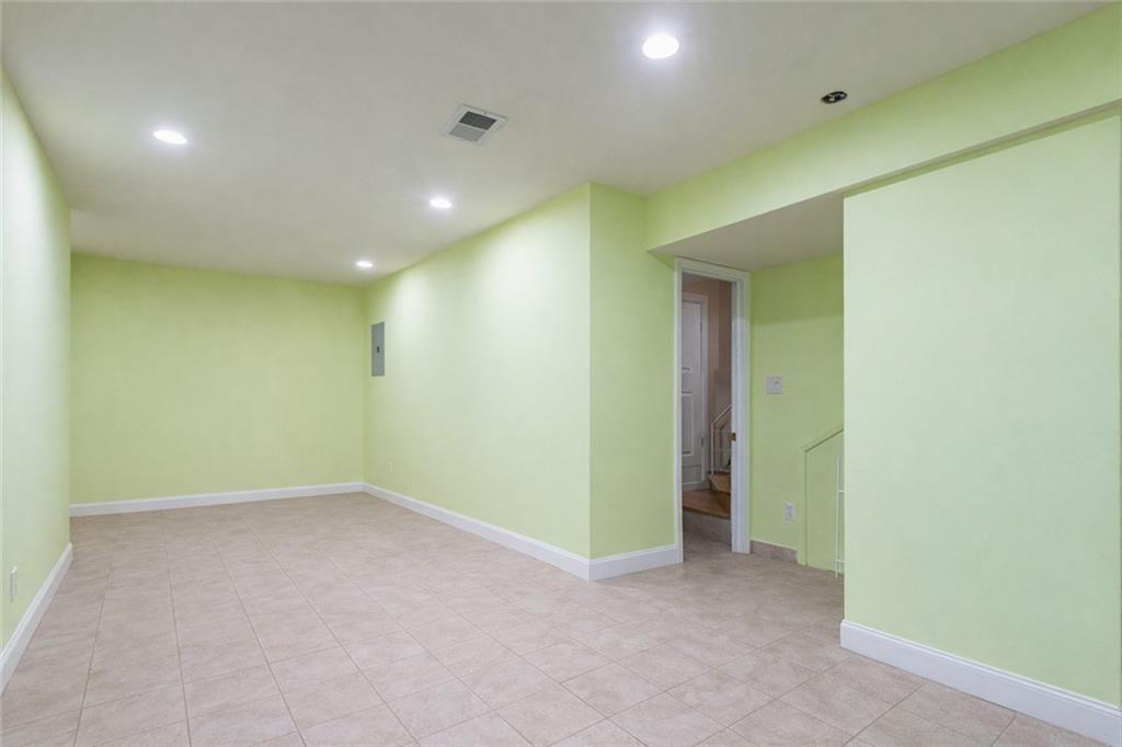 437 Laconia Avenue Dongan Hills Staten Island NY 10305