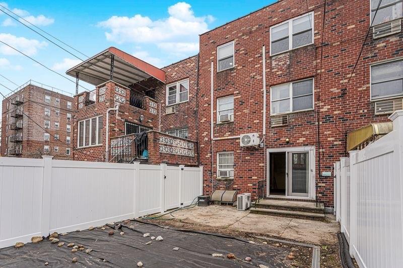 2579 East 1st Street Gravesend Brooklyn NY 11223