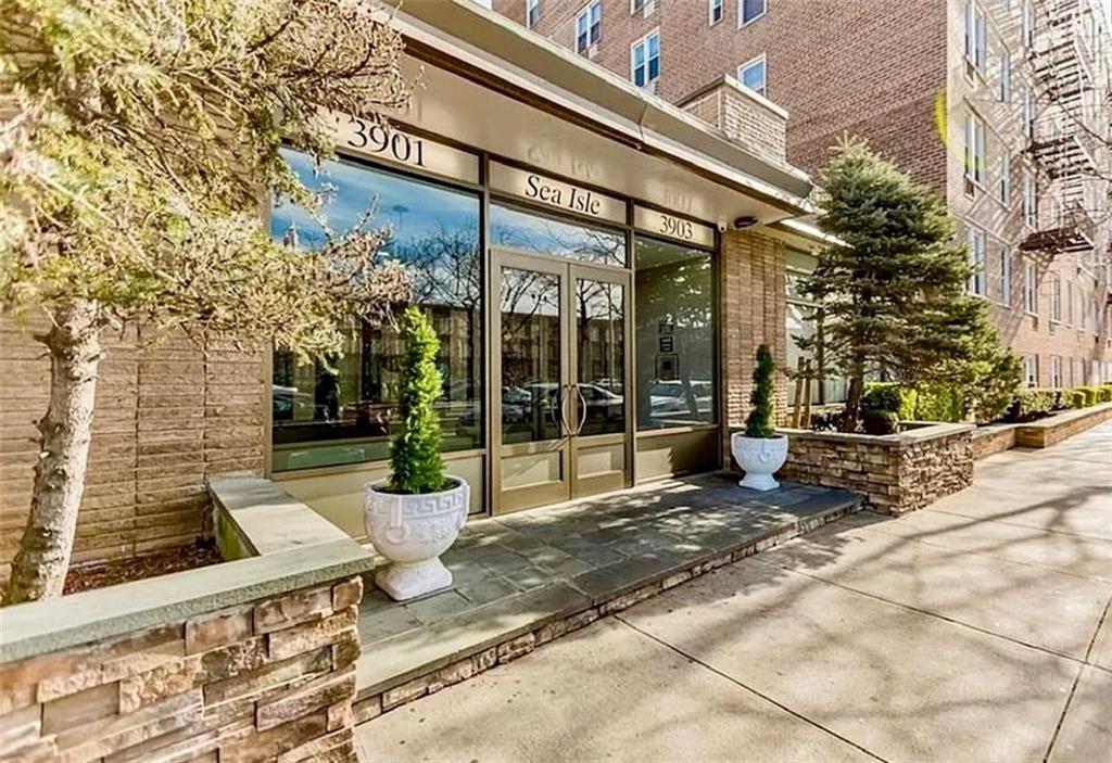 3909 Nostrand Avenue Sheepshead Bay Brooklyn NY 11235