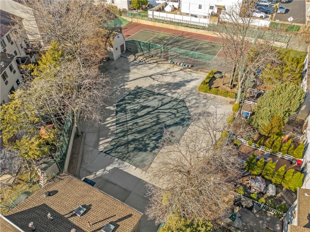 15 Hilridge Court Grasmere Staten Island NY 10305