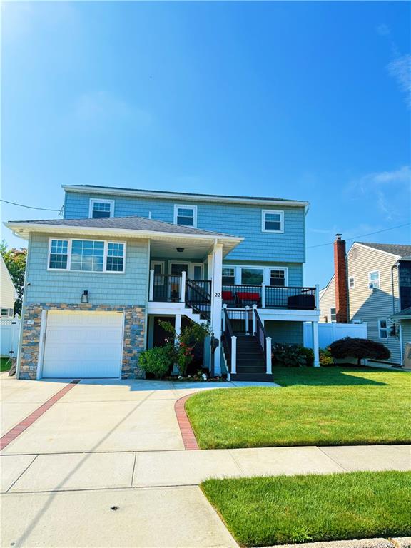22 Wilshire Court Out of NYC Freeport NY 11520