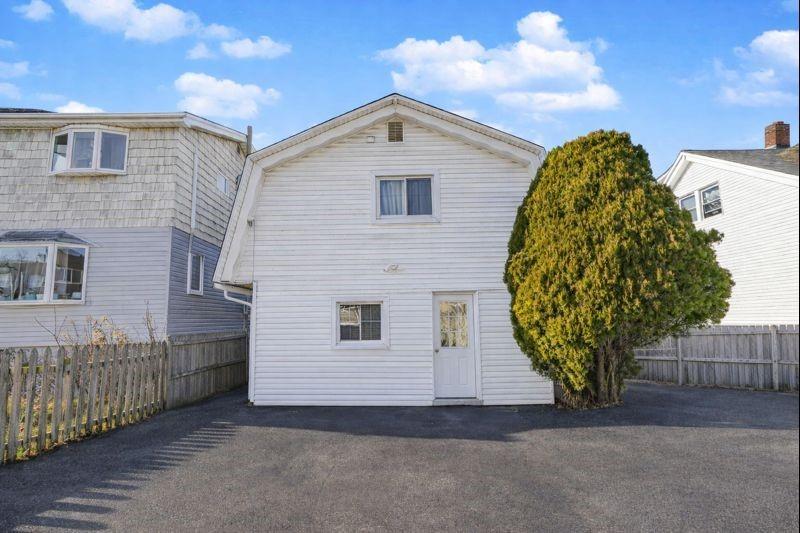 111 Abbey Court Gerritsen Beach Brooklyn NY 11229