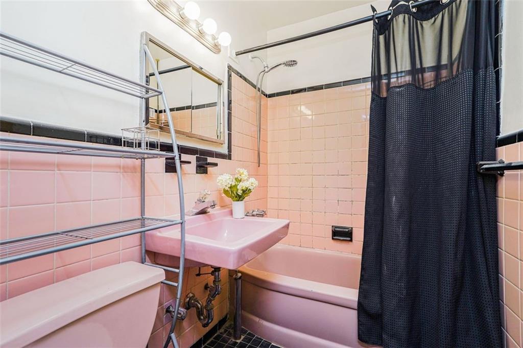 1213 Avenue Z Sheepshead Bay Brooklyn NY 11235