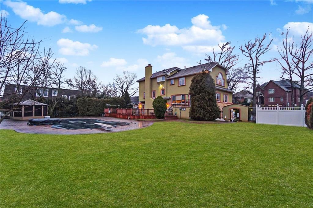 172 Coventry Road Todt Hill Staten Island NY 10304