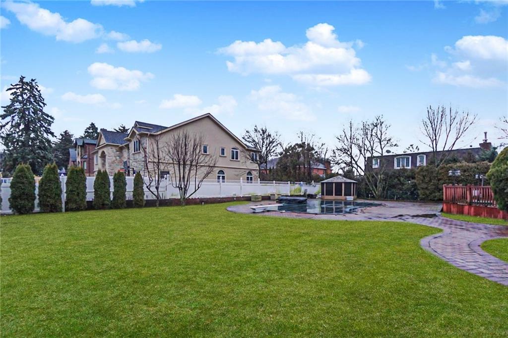 172 Coventry Road Todt Hill Staten Island NY 10304