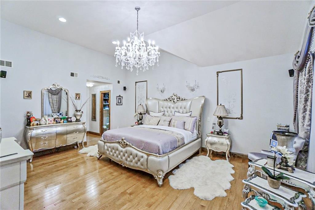 172 Coventry Road Todt Hill Staten Island NY 10304