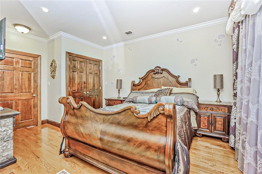 172 Coventry Road Todt Hill Staten Island NY 10304