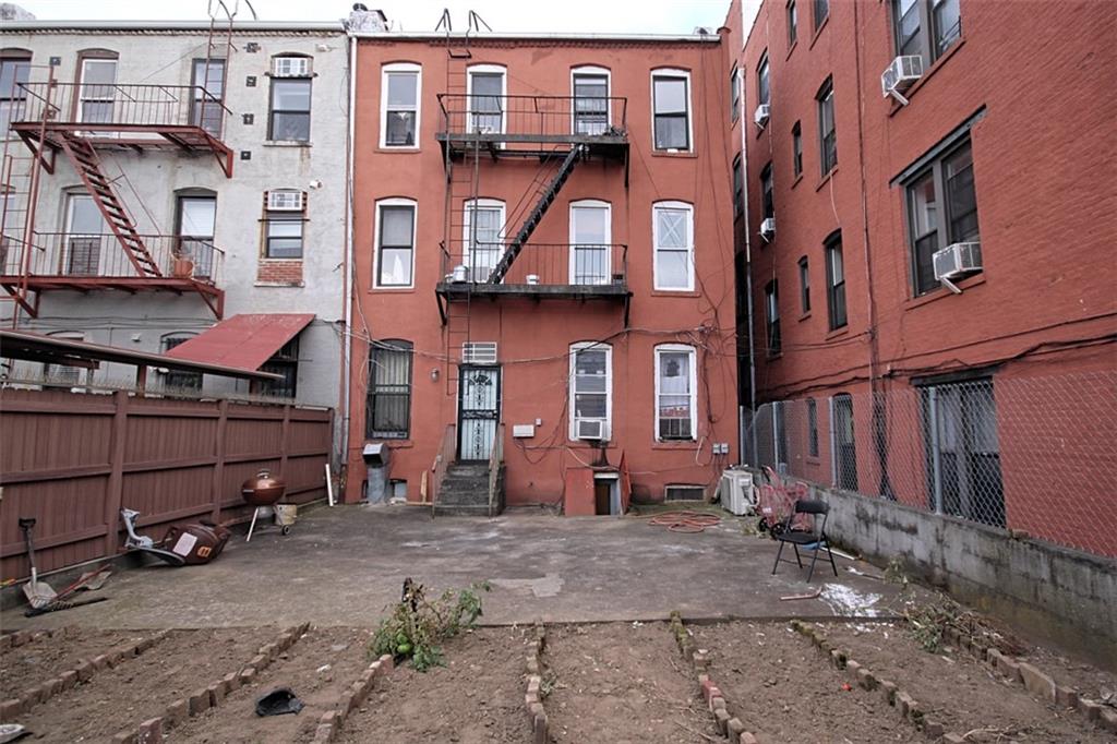 6018 4th Avenue Sunset Park Brooklyn NY 11220