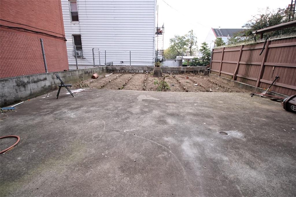 6018 4th Avenue Sunset Park Brooklyn NY 11220