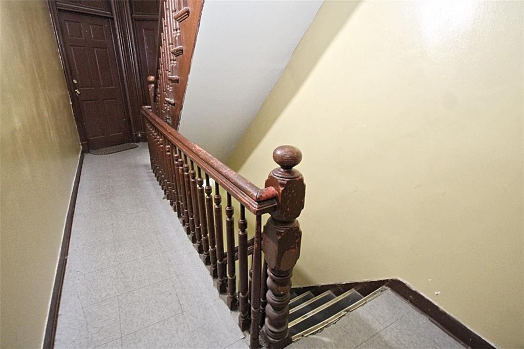 6018 4th Avenue Sunset Park Brooklyn NY 11220