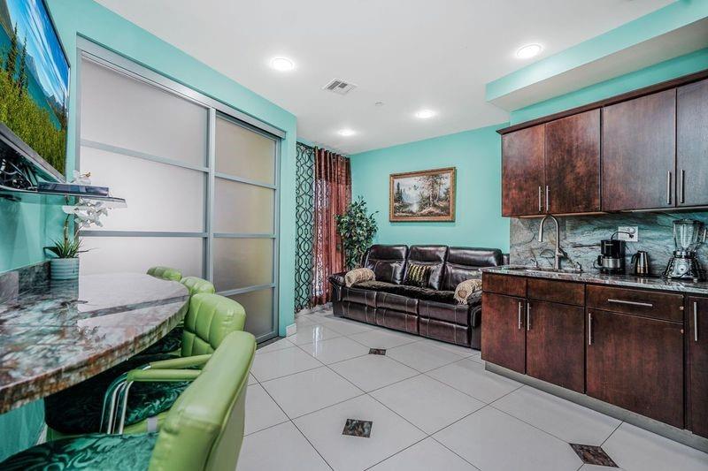 2113 Kings Highway Midwood Brooklyn NY 11229