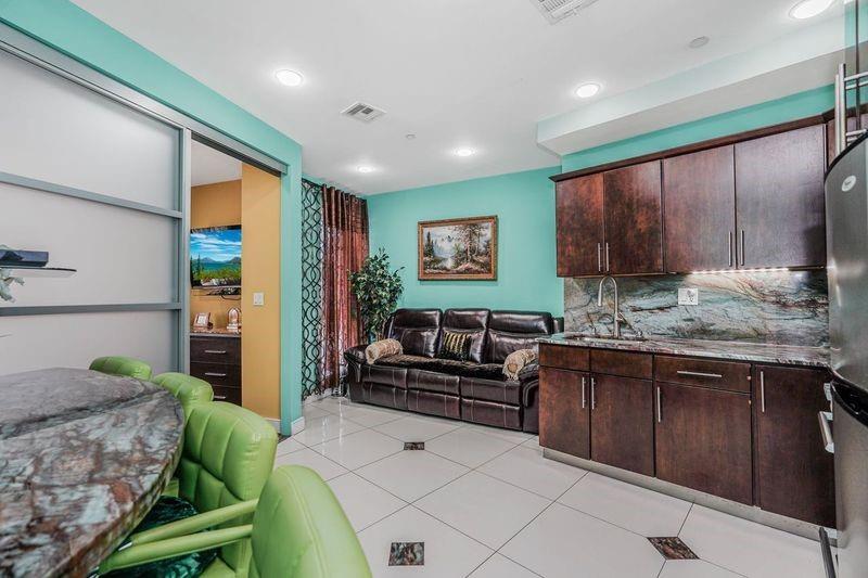 2113 Kings Highway Midwood Brooklyn NY 11229