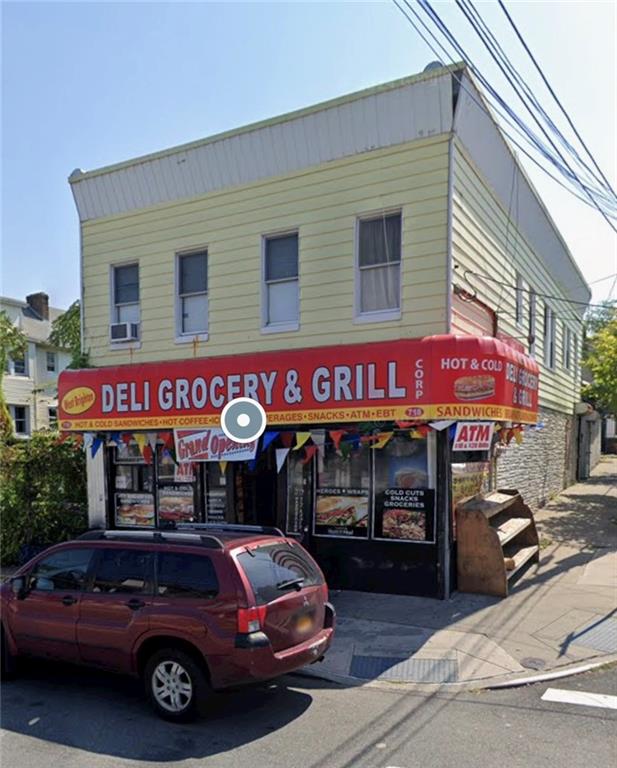 718 Henderson Avenue West Brighton Richmond NY 10310