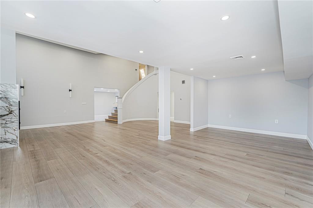 35 Hales Avenue Eltingville Staten Island NY 10312