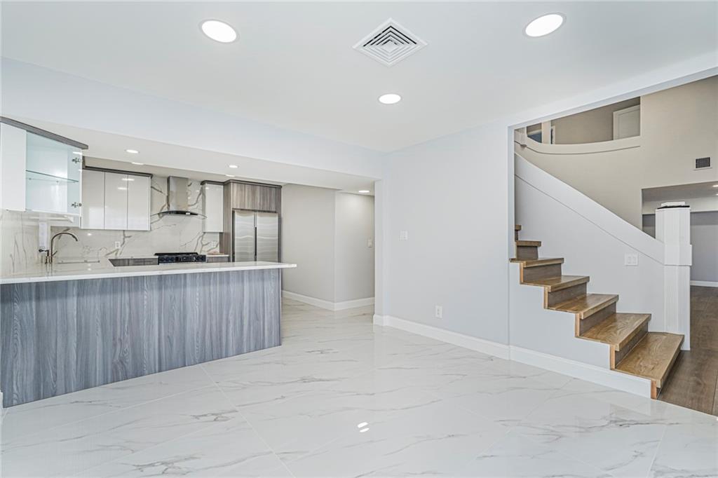 35 Hales Avenue Eltingville Staten Island NY 10312