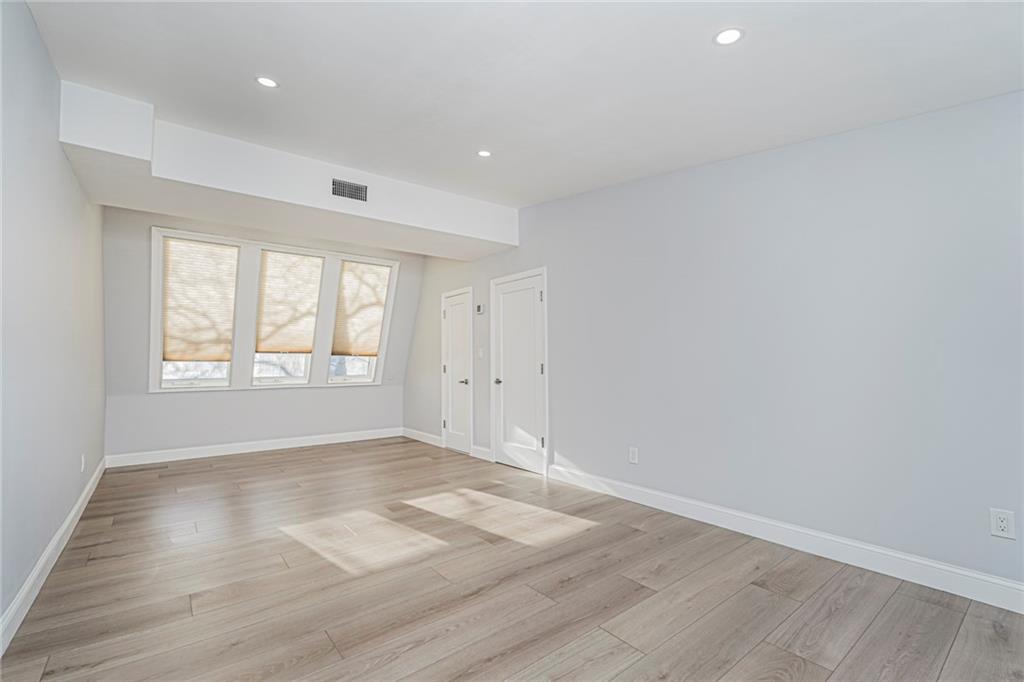 35 Hales Avenue Eltingville Staten Island NY 10312