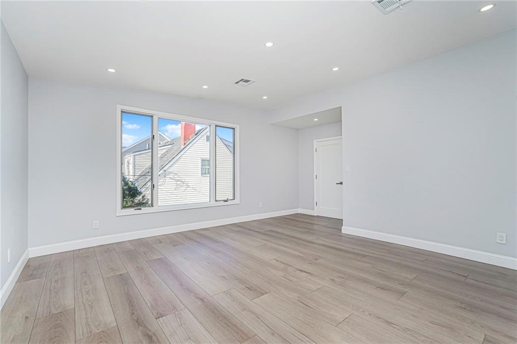 35 Hales Avenue Eltingville Staten Island NY 10312