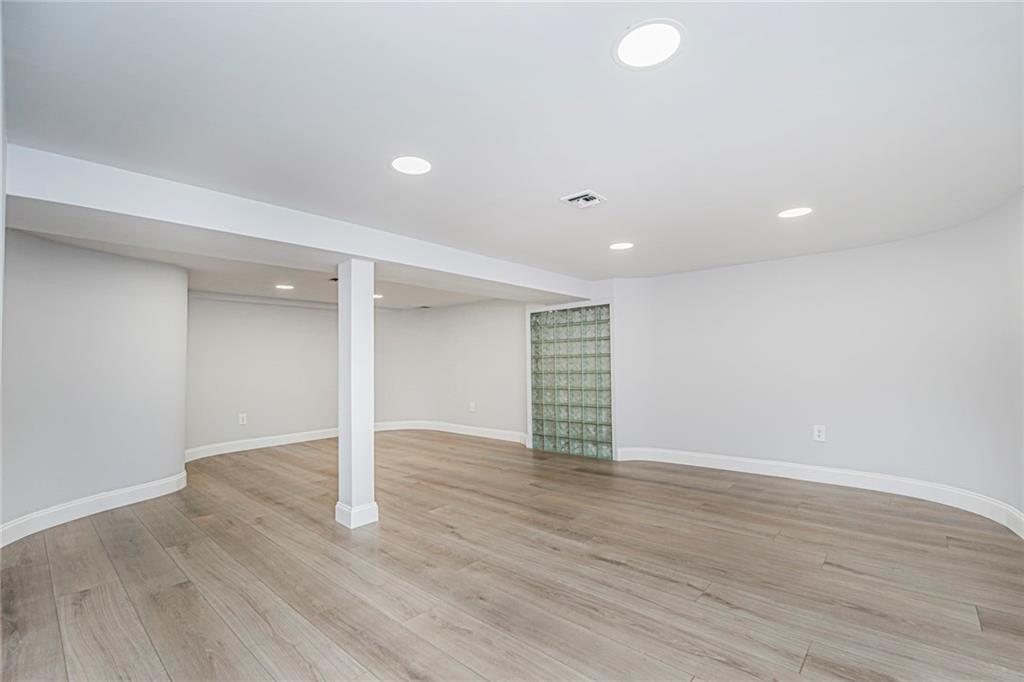 35 Hales Avenue Eltingville Staten Island NY 10312