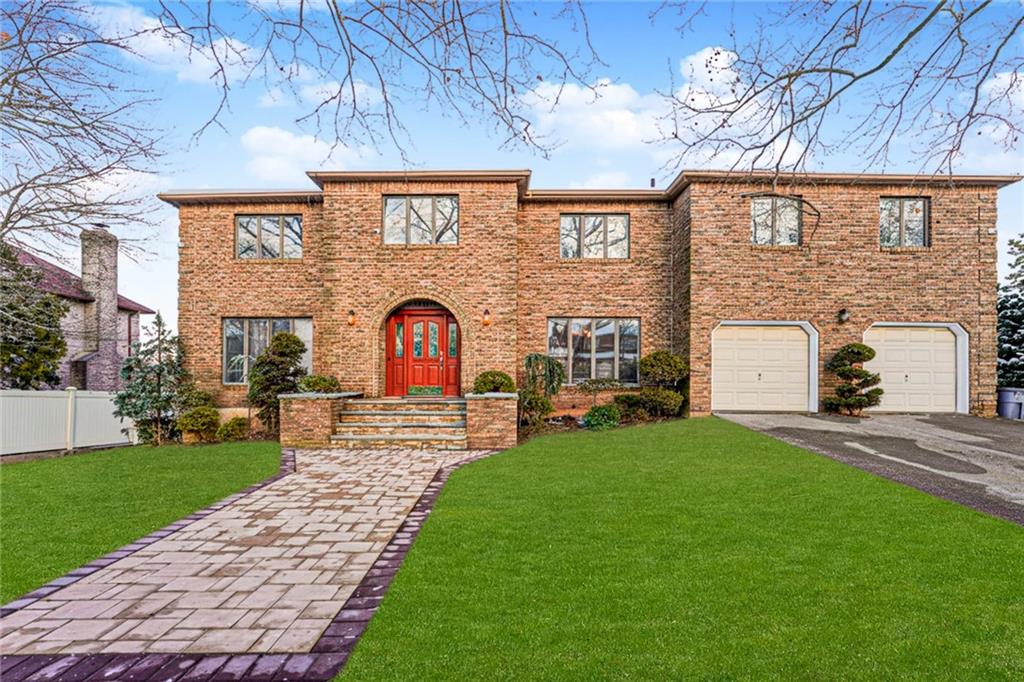 121 Dahlia Street Huguenot Staten Island NY 10312