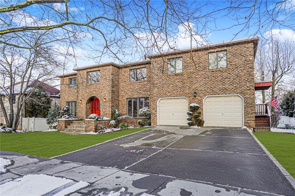 121 Dahlia Street Huguenot Staten Island NY 10312