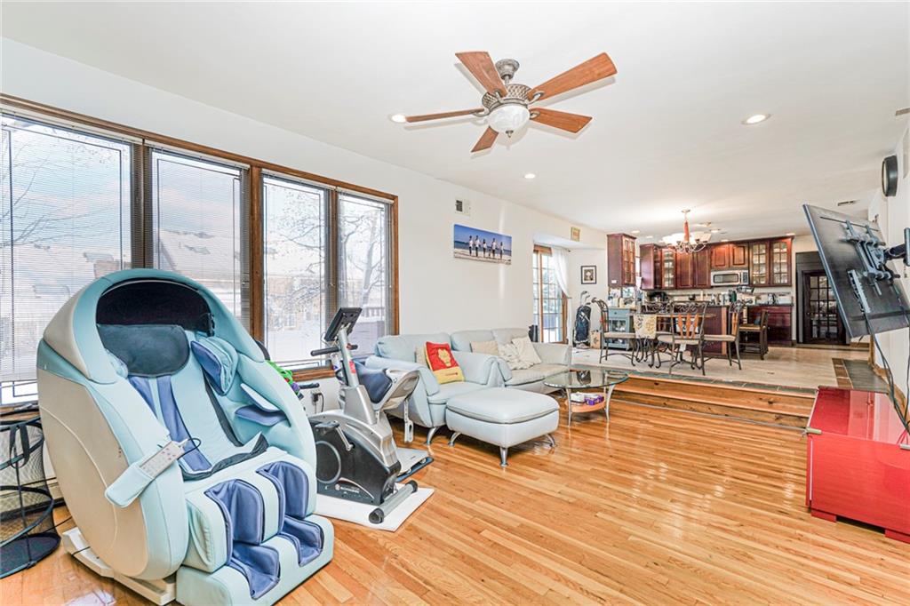 121 Dahlia Street Huguenot Staten Island NY 10312