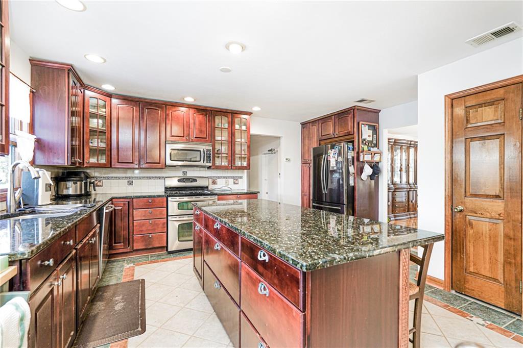 121 Dahlia Street Huguenot Staten Island NY 10312