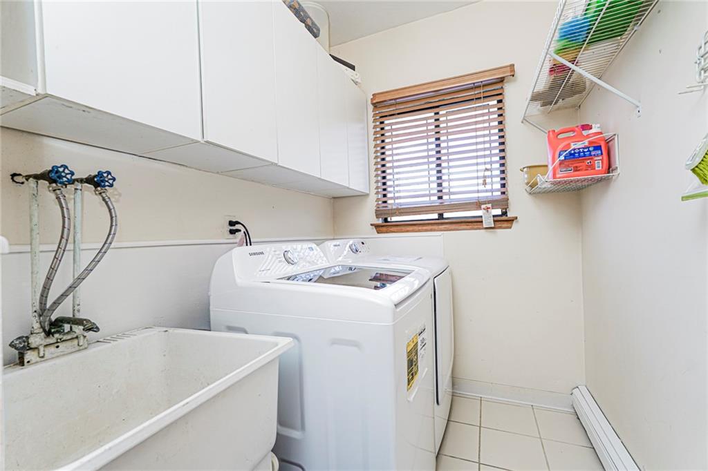 121 Dahlia Street Huguenot Staten Island NY 10312