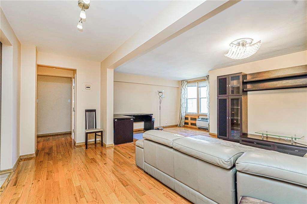 2546 East 13th Street Sheepshead Bay Brooklyn NY 11235