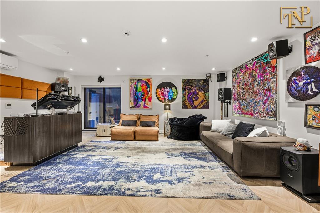 499 Van Buren Street Bedford Stuyvesant Brooklyn NY 11221