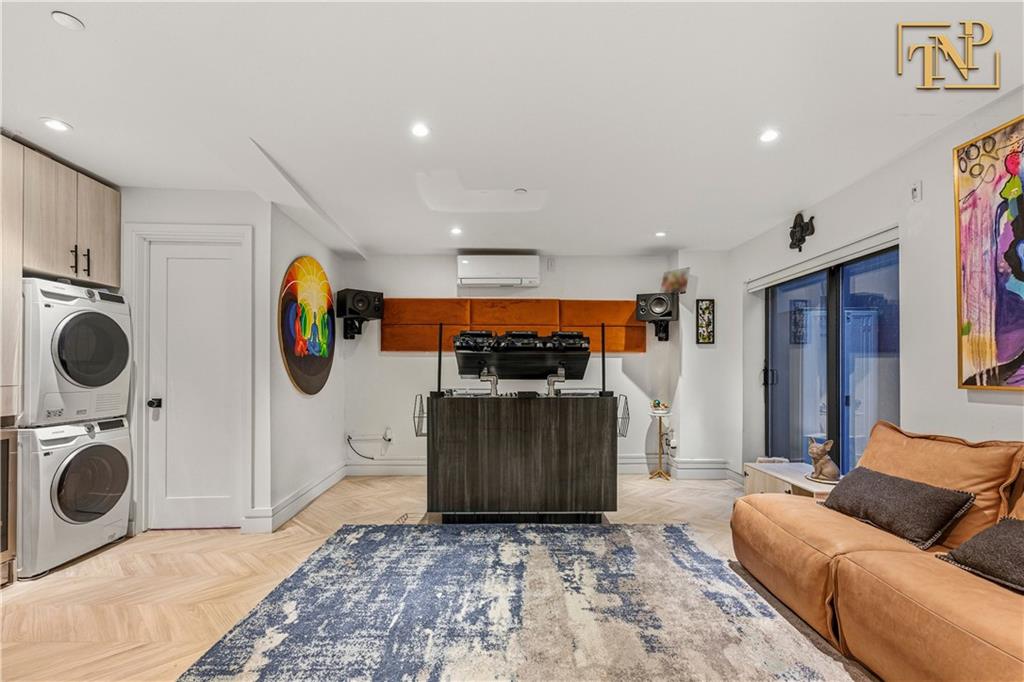 499 Van Buren Street Bedford Stuyvesant Brooklyn NY 11221