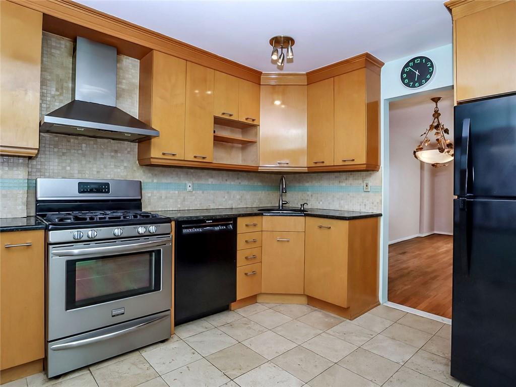 116 Dogwood Lane Grasmere Staten Island NY 10305