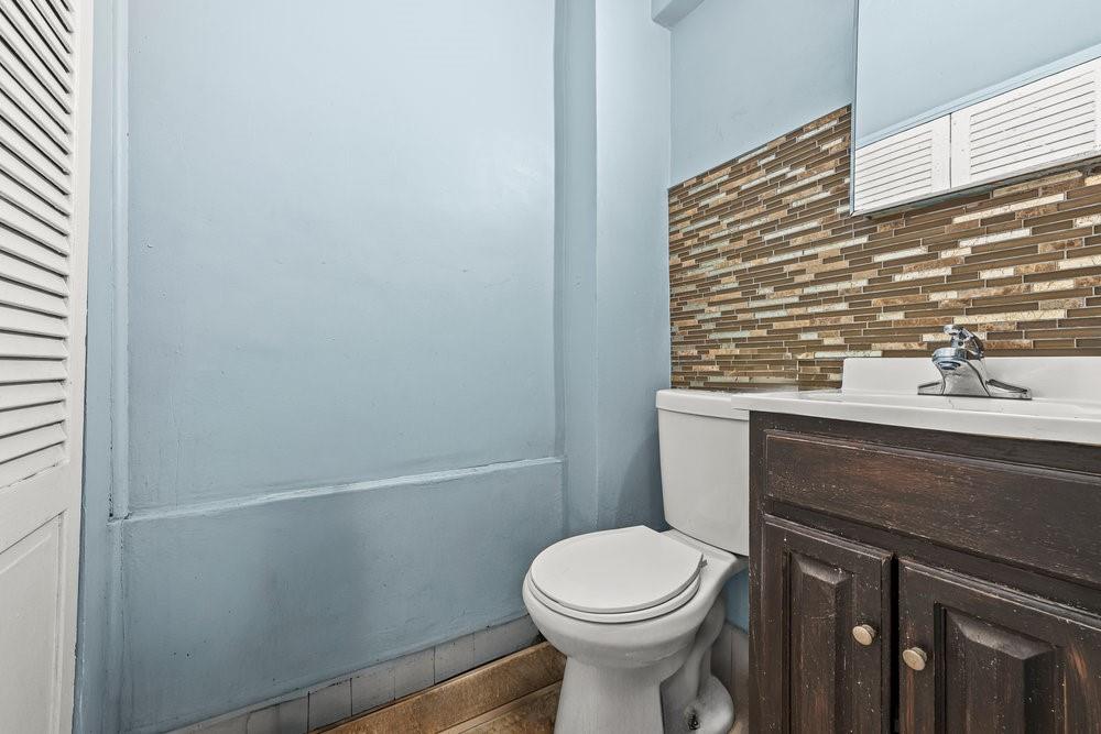 10210 Avenue J Canarsie Brooklyn NY 11236