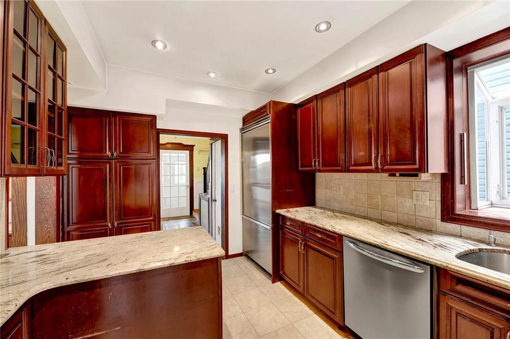 30 East Buchanan Street New Brighton Staten Island NY 10301