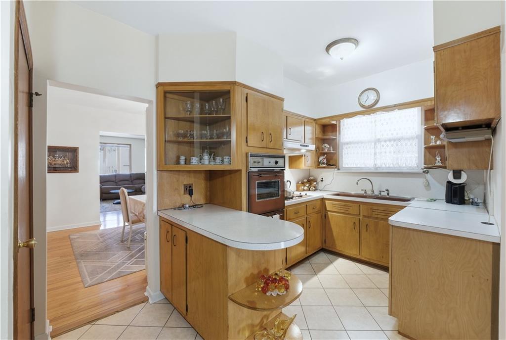 3445 59th Street Woodside Woodside NY 11377