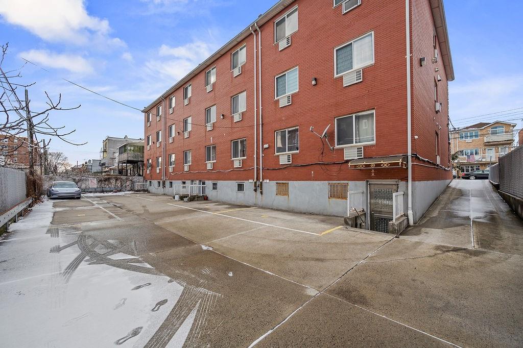 39 Bay 38th Street Bensonhurst Brooklyn NY 11214