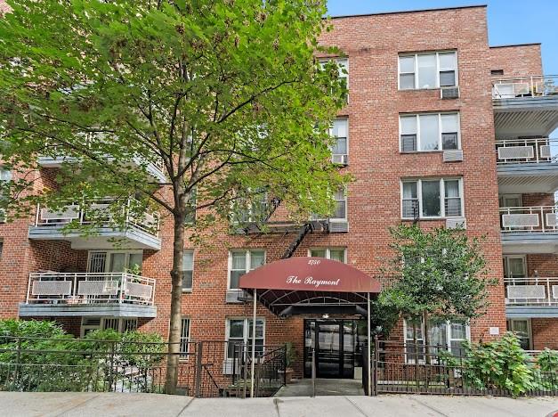 2750 Johnson Avenue Bronx NY 10463