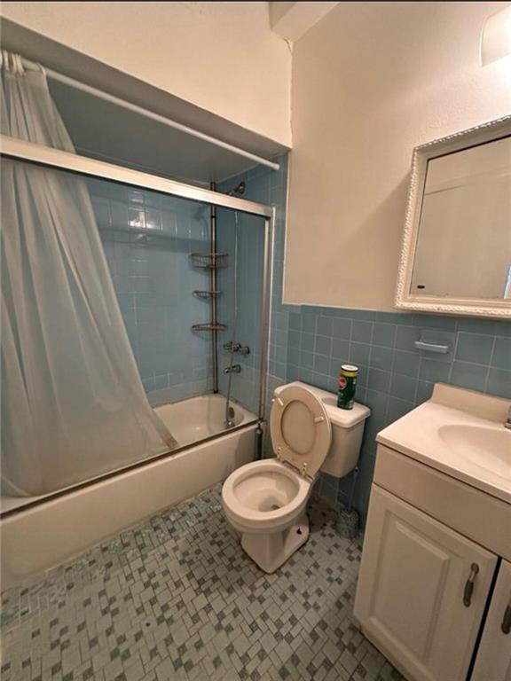 892 East 7th Street Midwood Brooklyn NY 11230