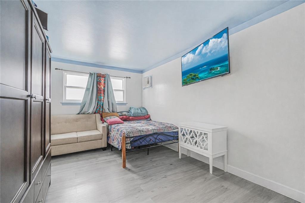 76 Berry Avenue Arden Heights Staten Island NY 10312