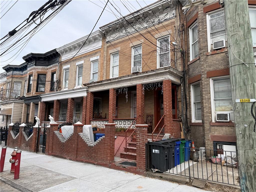 213 Autumn Avenue East New York Brooklyn NY 11208