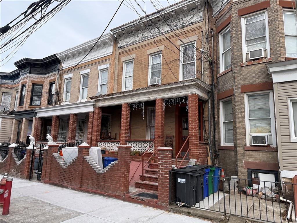 213 Autumn Avenue East New York Brooklyn NY 11208