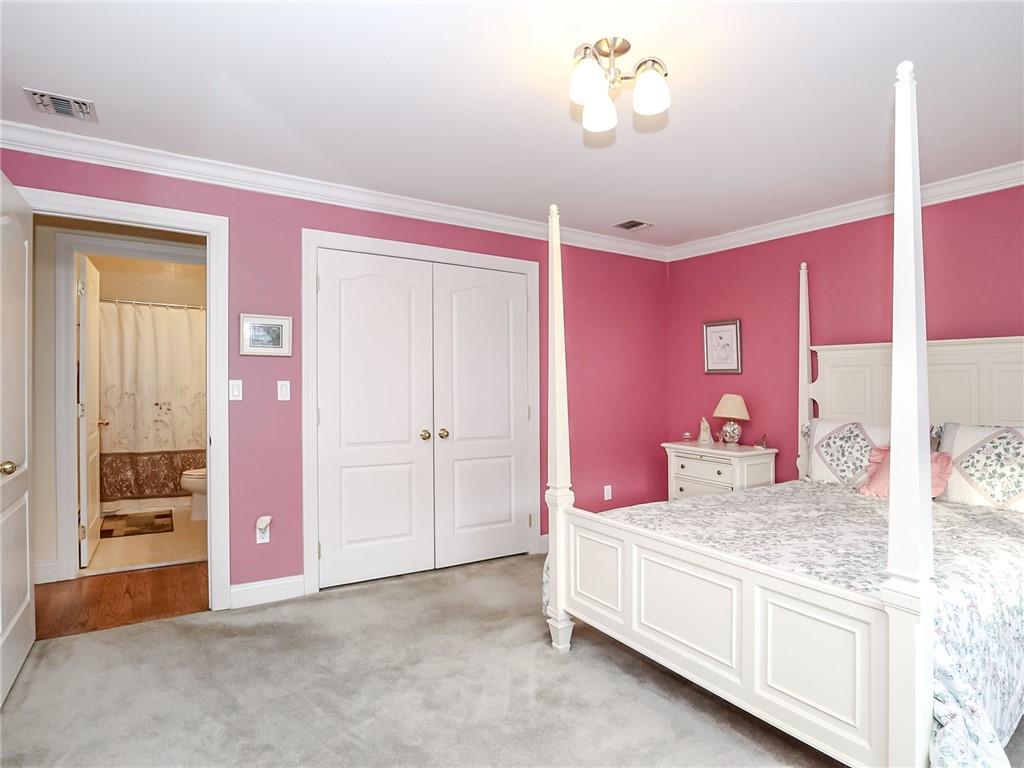 20 Tides Lane Charleston Staten Island NY 10309