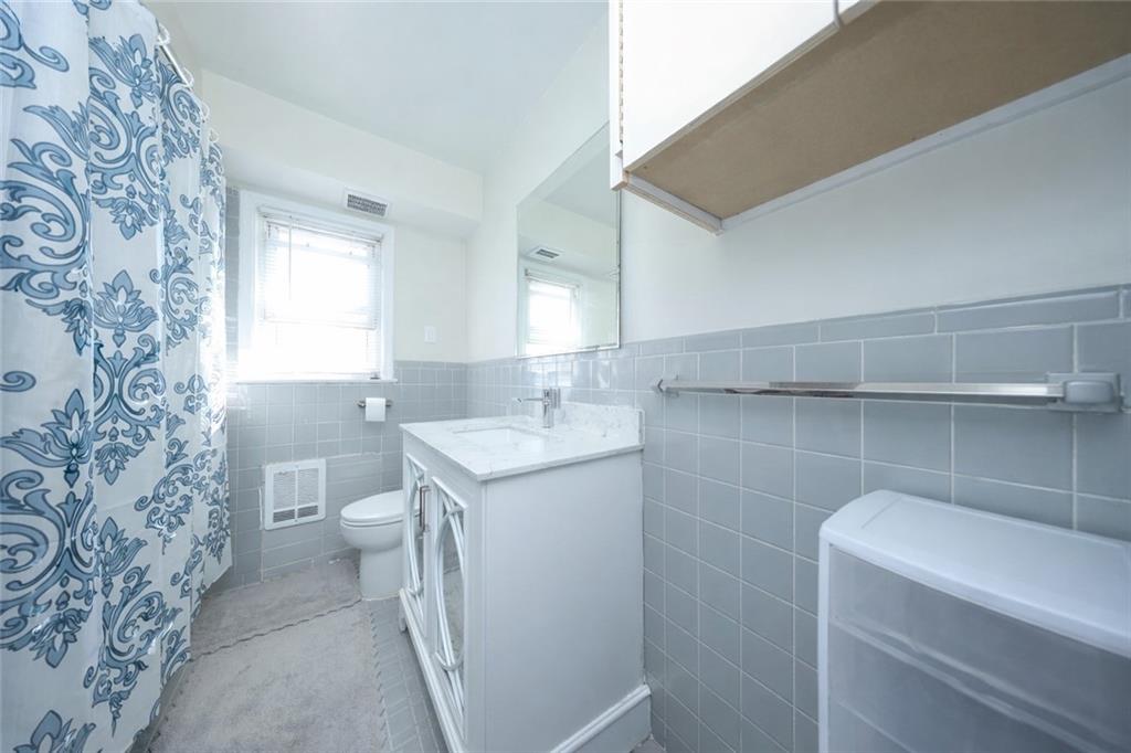 369 Burgher Avenue Dongan Hills Staten Island NY 10305