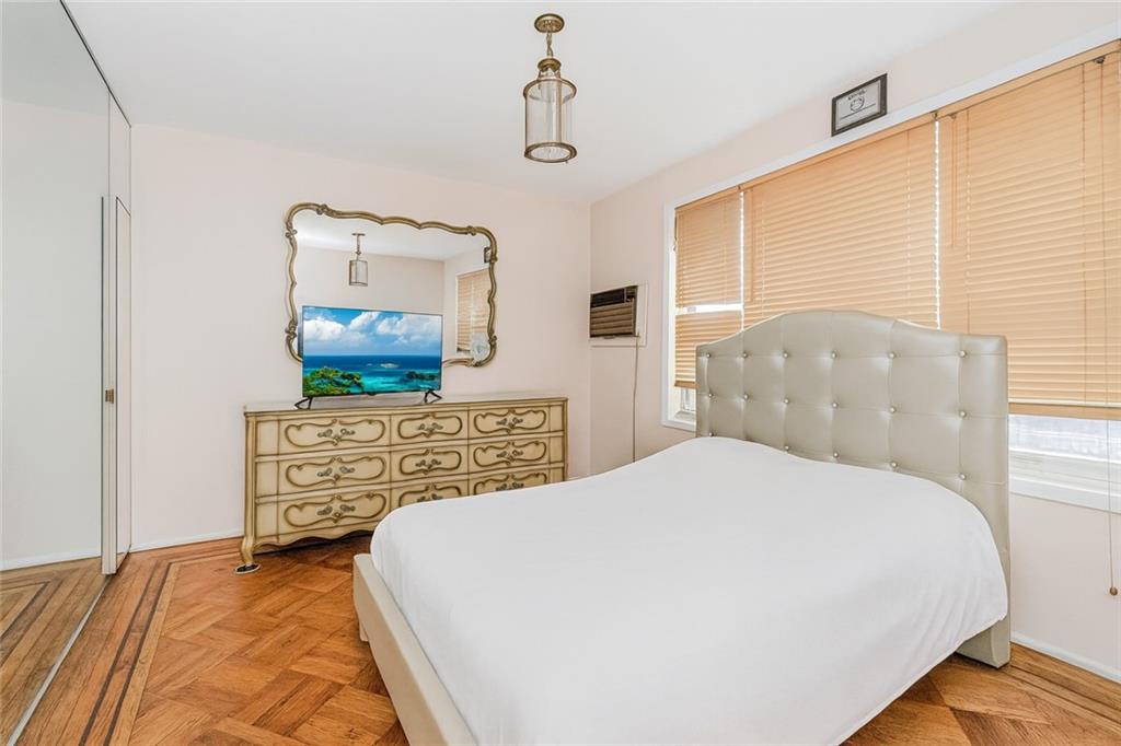 1075 77th Street Dyker Heights Brooklyn NY 11228