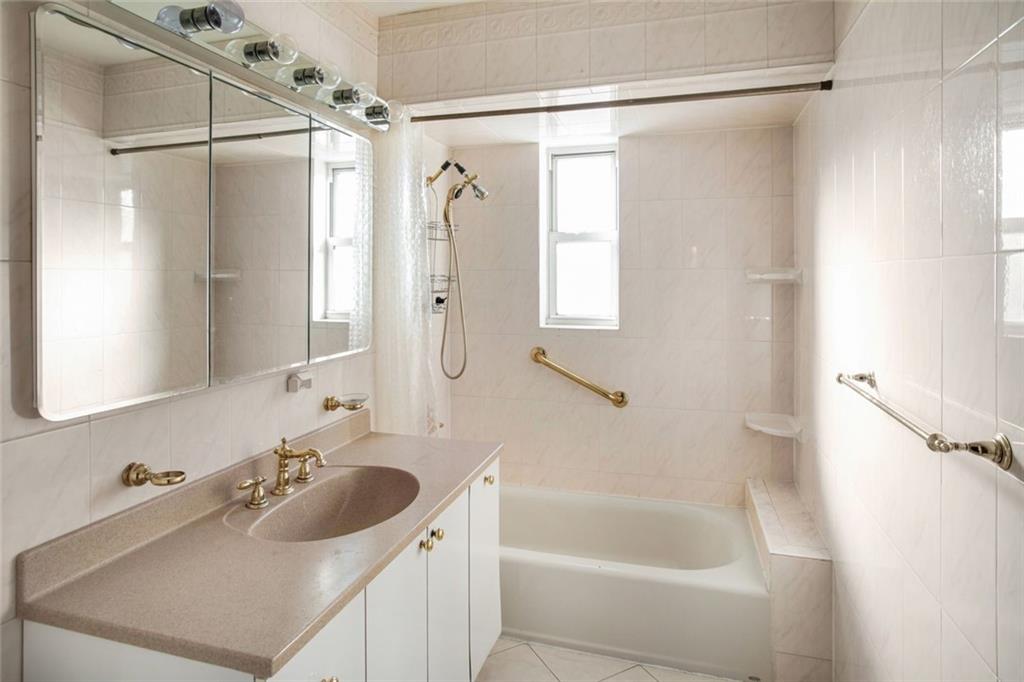 1986 West 13th Street Gravesend Brooklyn NY 11223