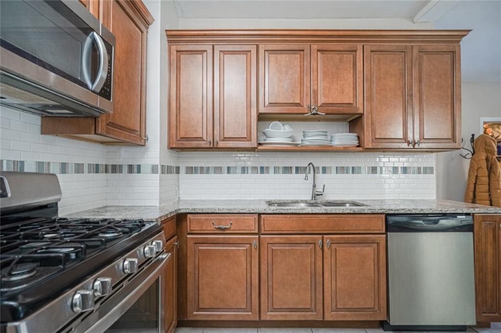 379 Freeborn Street Midland Beach Staten Island NY 10306