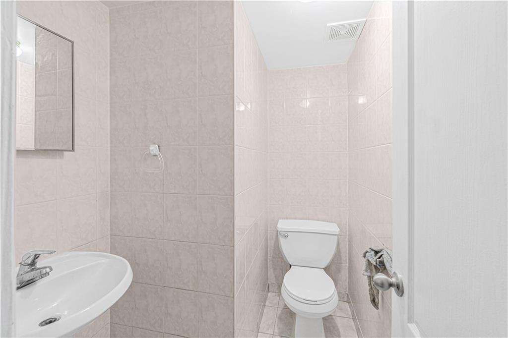 48 Hinton Street Arden Heights Staten Island NY 10312