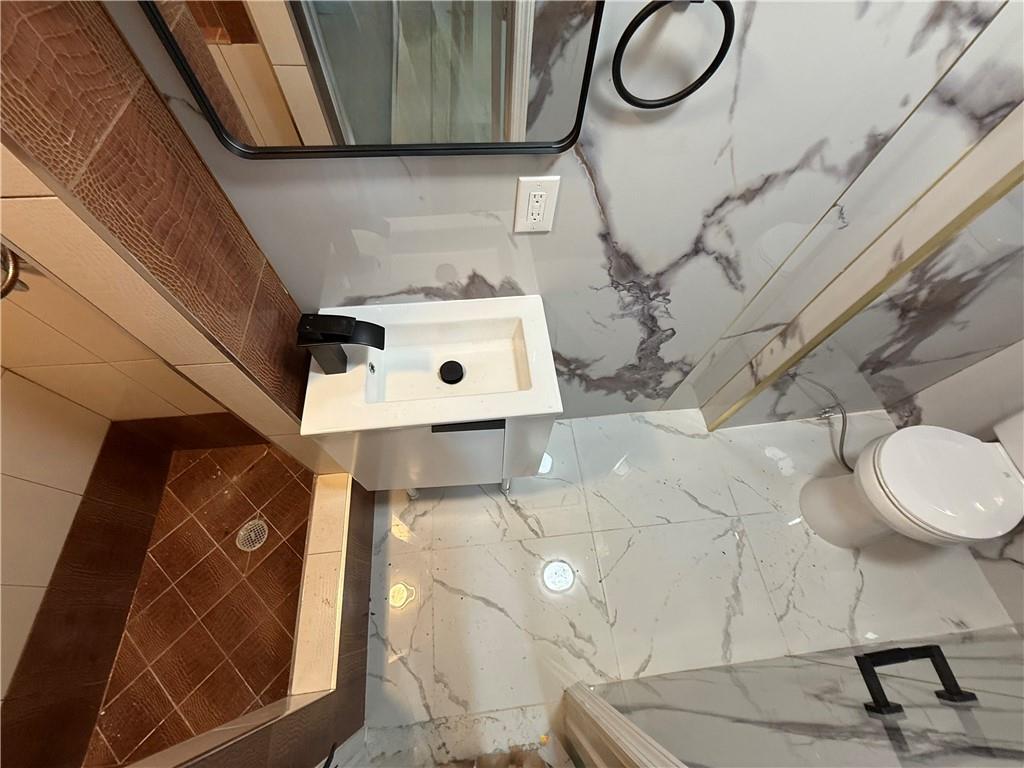 8886 19th Avenue Bath Beach Brooklyn NY 11214