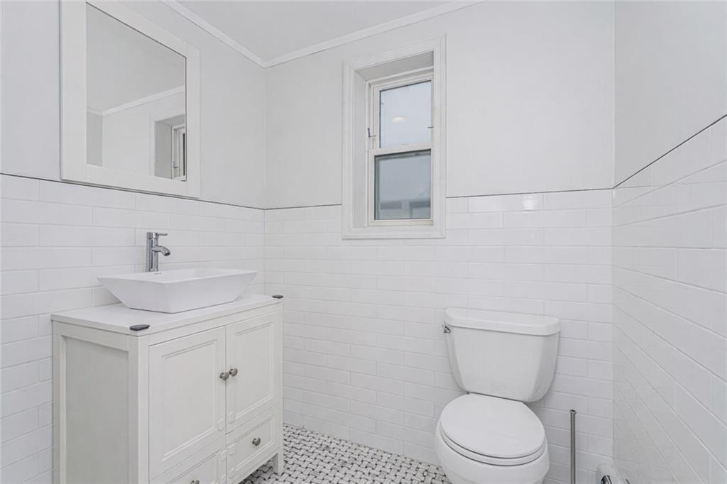 132-12 82nd Street Ozone Park Ozone Park NY 11417