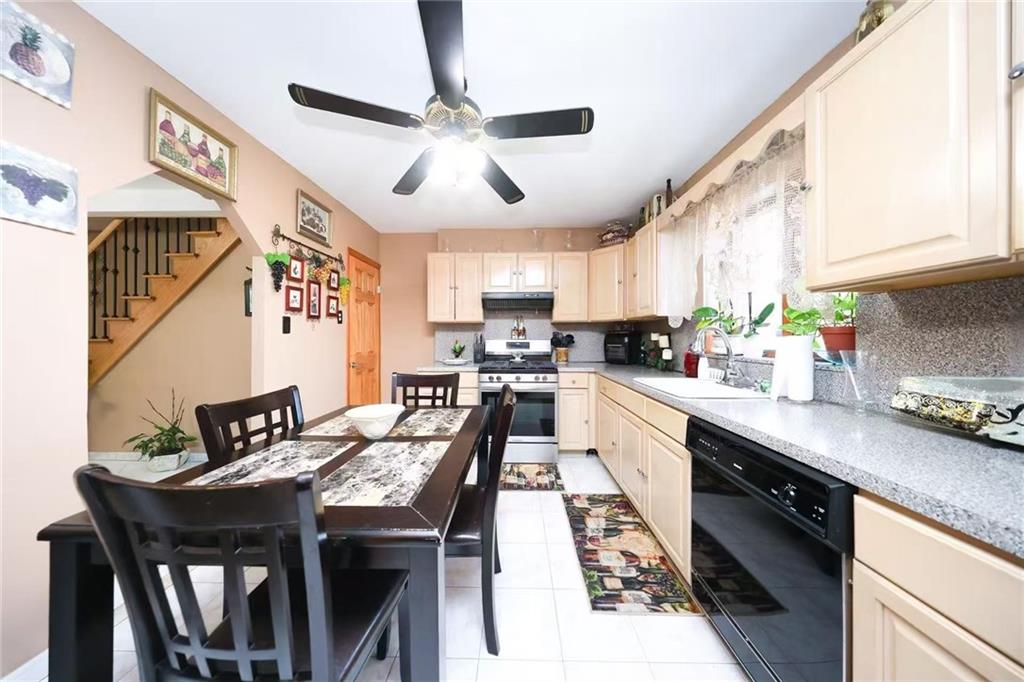 87-43 Union Turnpike Glendale Glendale NY 11385